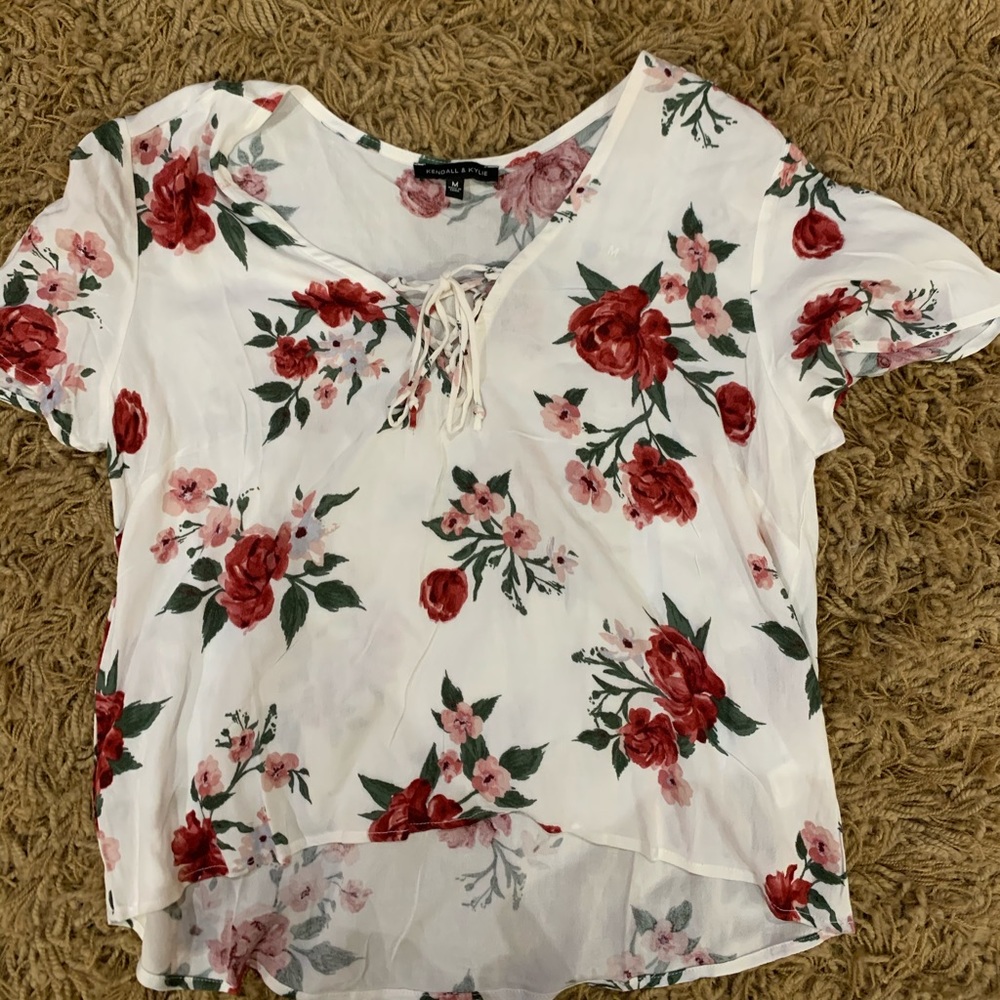 NWOT Kendall & Kylie Blouse.